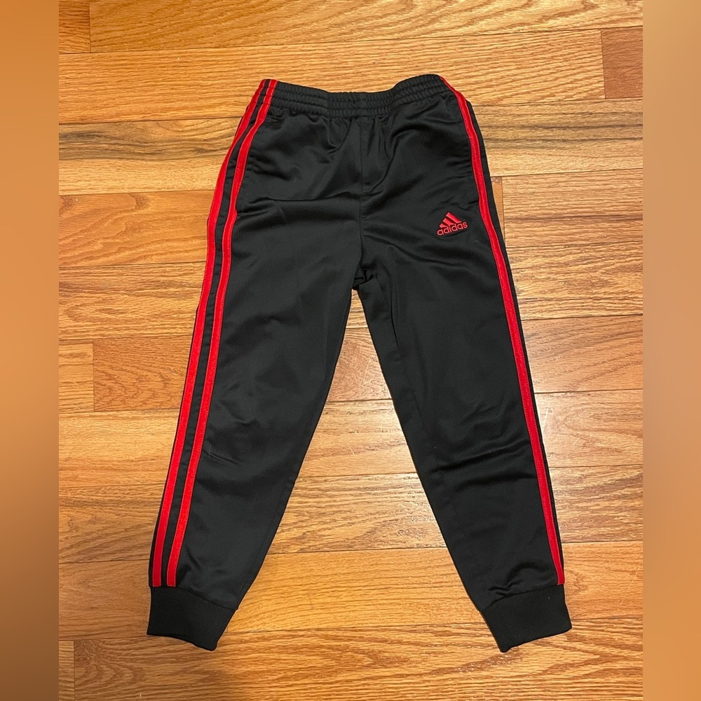 Adidas Black and Red Jogger Sweatpants size 6